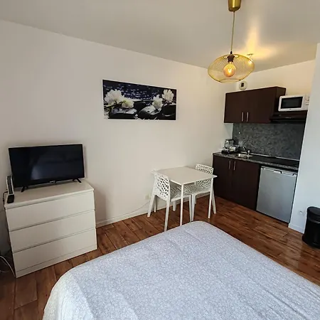Apartment Disneyland Paris 10min/val D'europe 5min/wifi/tv